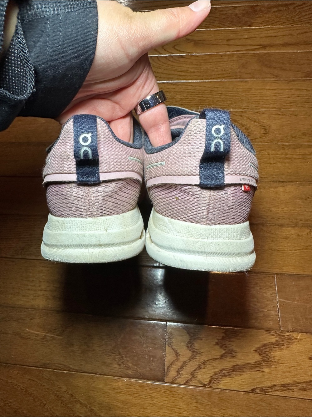 On Cloud Play Shoes Girls Size 2 Kids Zephyr Pink White Sneakers - Picture 7 of 8